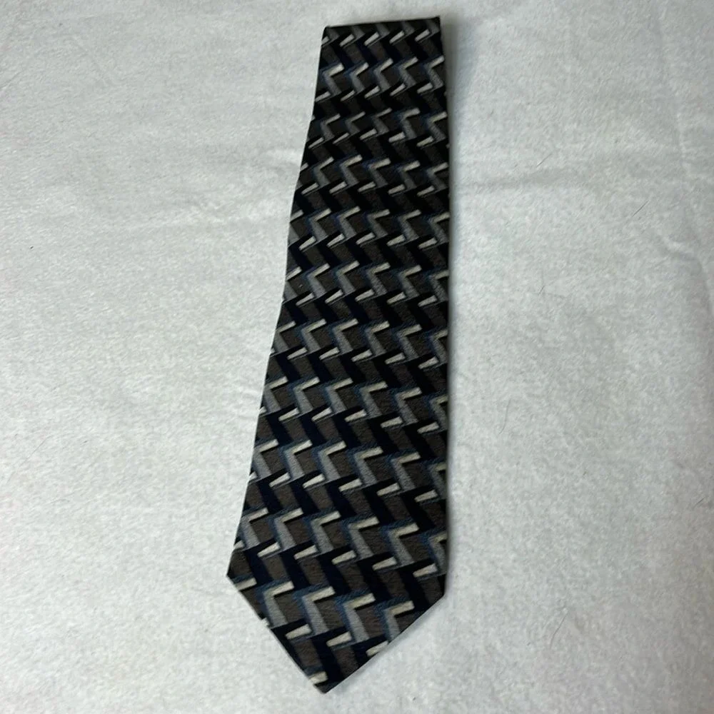 Milano Umo Mens Silk Tie Geometric‎ Design 100% Silk